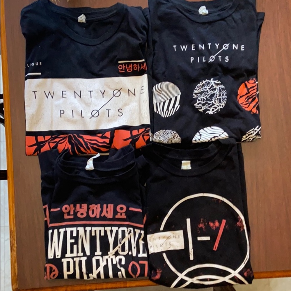 4 twenty one pilots blurryface tees
